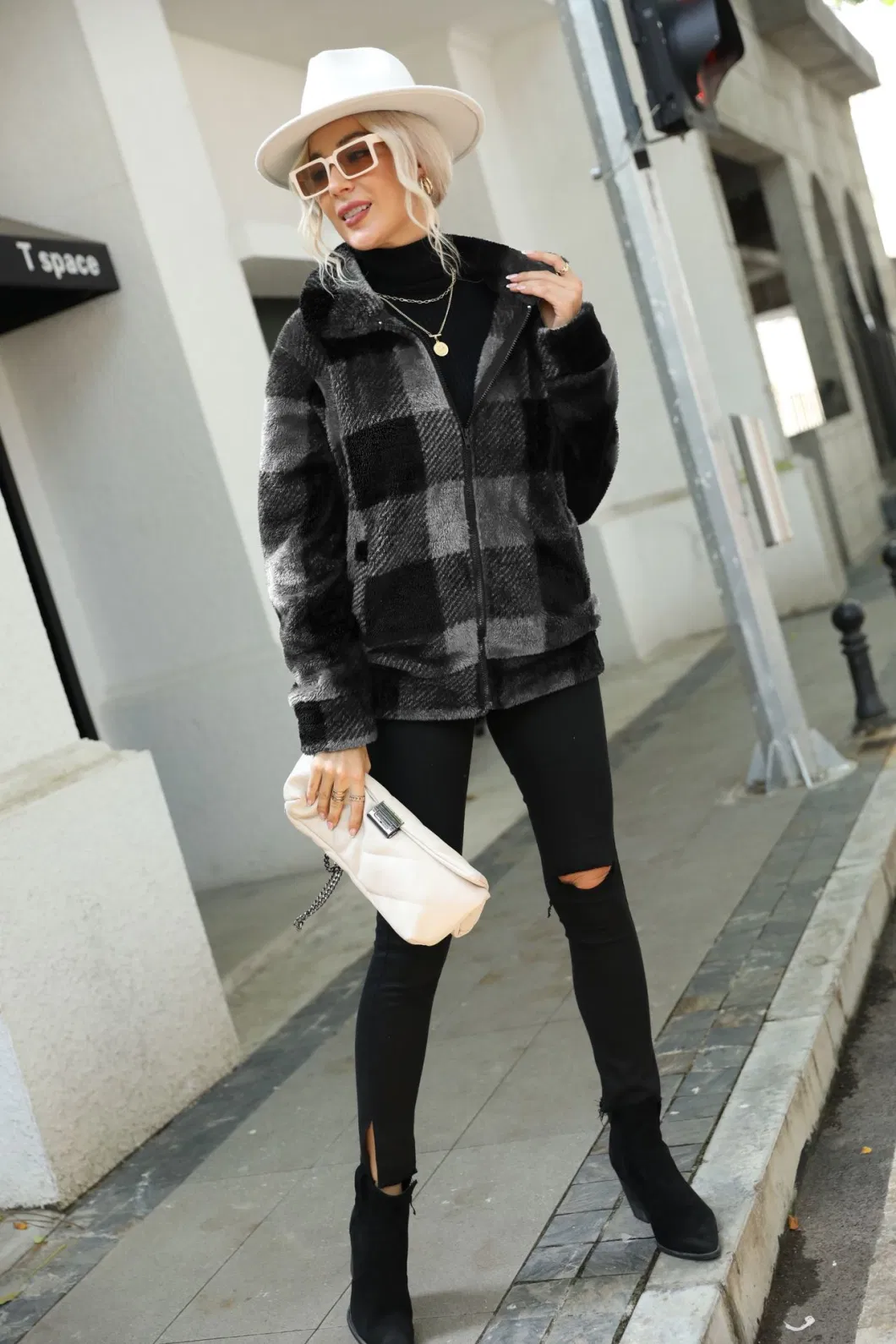 Autumn and Winter Lady Long Sleeve Standing Collar Cardigan Women&prime;s Plaid Regular Long Plush Zipper Two Side Brushed Fleece Coat